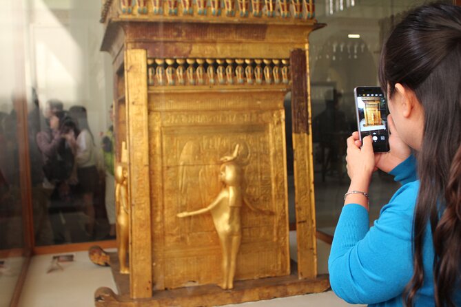 Hurghada Cairo Pyramids day tour by plane - Small group - Lunch in Cairo: good food, tight timing, and what to expect