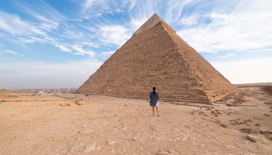Hurghada: Cairo Pyramids, Sphinx, Museum & Bazaar Day Tour - What to bring: passport, shoes, hat, and a smart packing plan