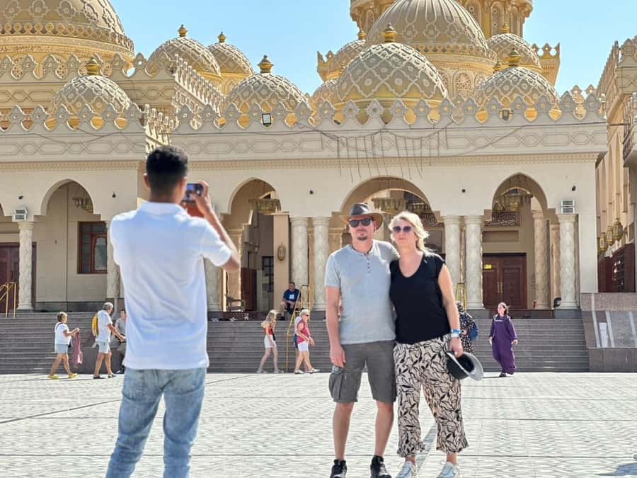 Hurghada: City Guided Tour with Local Market Stop - What Your $25 Per Person Really Buys You