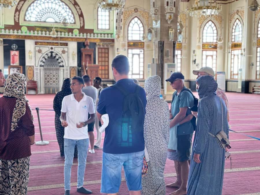 Hurghada: City Guided Tour with Local Market Stop - Al Mina Mosque: A Big Mosque With Two Tall Minarets