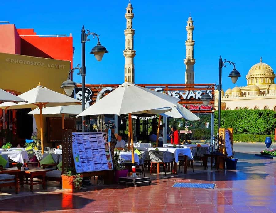 Hurghada: City Guided Tour with Local Market Stop - Your Route Starts With Hotel Pickup and a Short Ride Into the City