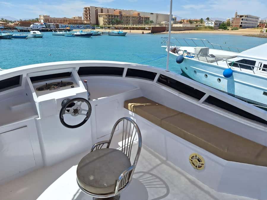 Hurghada: Elegance Yacht Cruise To Orange bay Island W lunch - Lunch onboard: seafood, drinks, and the kind of meal that feels earned