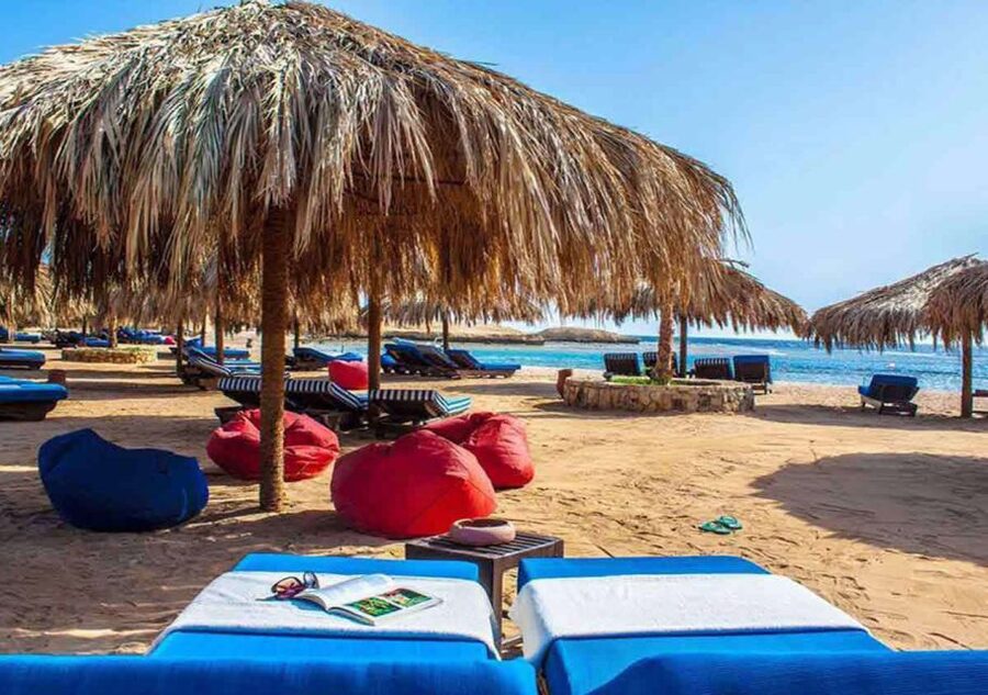 Hurghada: Full-Day Snorkeling Tour in Sharm El Naga w/Lunch - Snorkeling gear, life jackets, and lifeguard support