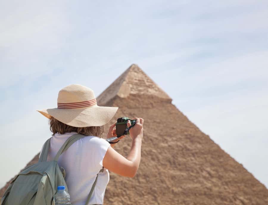 Hurghada: Full-Day Trip to Cairo by Plane - Lunch in Cairo and the Bazaar Time: Khan el-Khalili With Boundaries