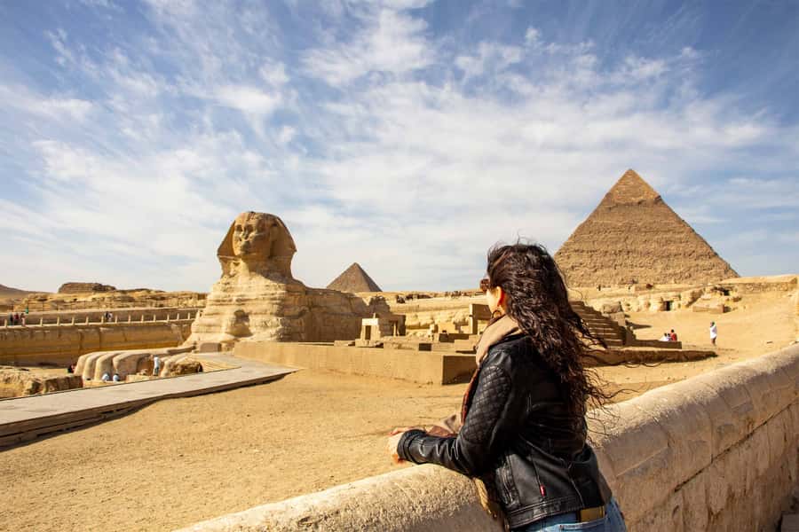 Hurghada: Giza Pyramids, Sphinx, Museum & Old Souq Day Trip - Tickets, add-ons, and the card rule you should know