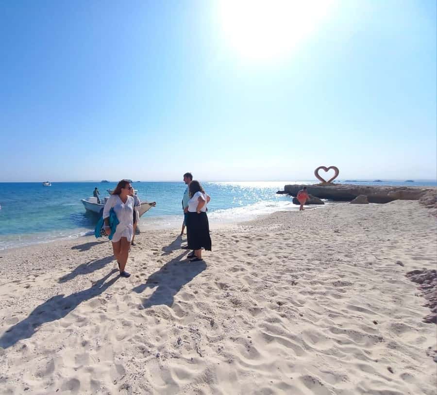 Hurghada: High-Speed Sea Taxi Tour to Orange Bay or Magawish - Guides, Captains, and the Human Touch That Makes It Feel Smooth