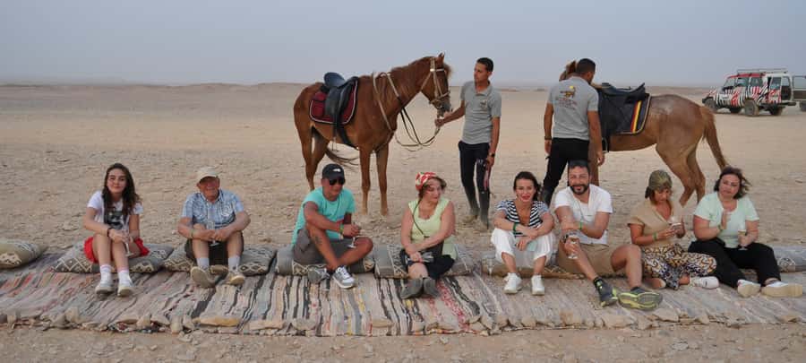 Hurghada: Horse Ride, BBQ Dinner, and Stargazing - Getting From Hurghada To The Desert Oasis Takes Time