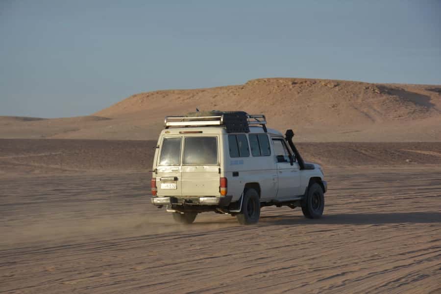 Hurghada: Jeep Safari with Camel Ride, Dinner and Show - Freshen Up, Then Dinner: What’s Actually on the Plate