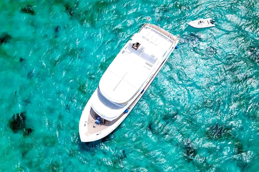 Hurghada: Luxury Orange Bay w/Snorkeling, Massage and Diving - A yacht day that hits the Red Sea checklist without the headache