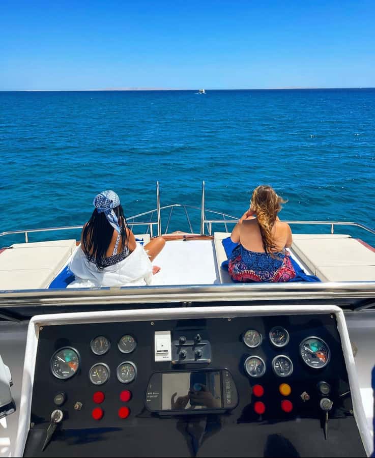 Hurghada: Luxury Yacht Trip with Personal Crew and Chef - Getting picked up and stepping onto the yacht (the part that sets the tone)
