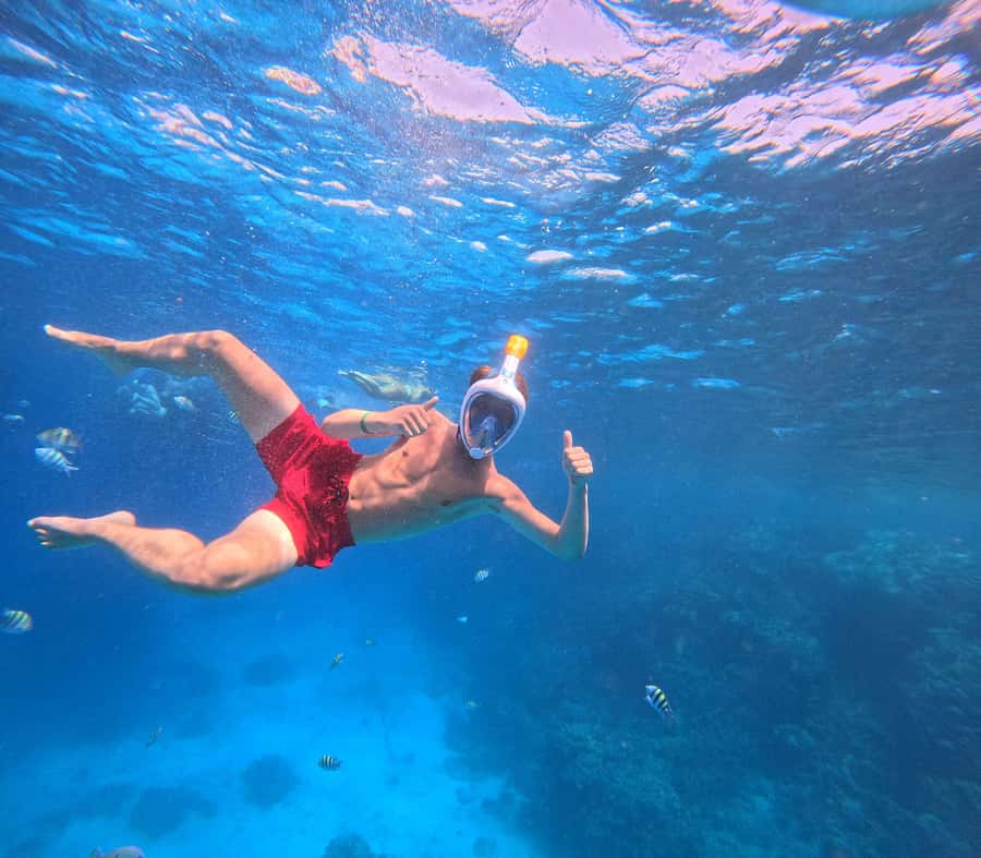 Hurghada: Orange Bay Island with breakfast, lunch & watersports - Food and drinks: more than just included
