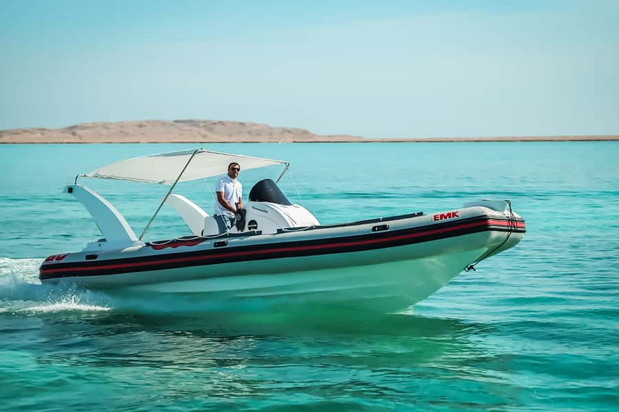 Hurghada: Orange Bay & Magawish Island Speedboat with Lunch - Magawish Island lunch hour: shade, food, and that Caribbean-like feeling