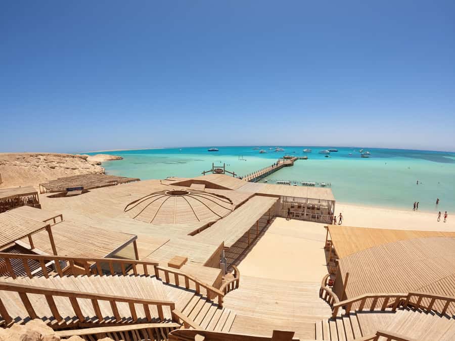 Hurghada: Orange & Giftun Island Cruise with Massage & Lunch - Orange Bay Island beach time: 75 minutes of real Red Sea breathing room