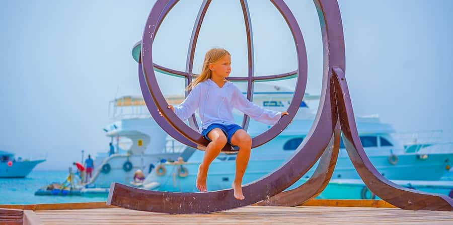 Hurghada: Paradise Island Yacht Cruise, Lunch & Snorkeling - Morning yacht itinerary: what your full day feels like