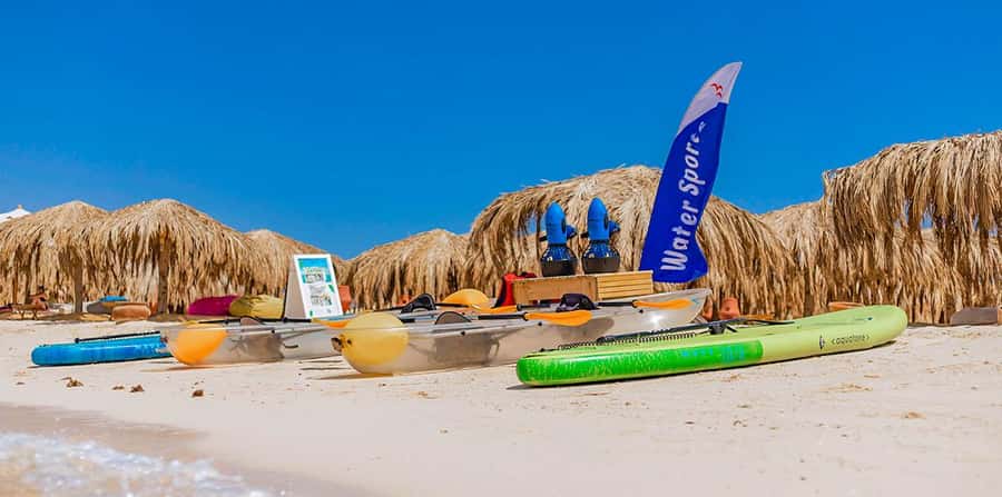 Hurghada: Paradise Island Yacht Cruise, Lunch & Snorkeling - Transfers that actually matter: where you get picked up