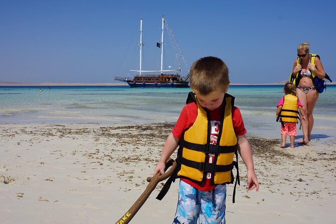 Hurghada Pirates sailing boat to Orange bay & Buffet Lunch - Snorkeling equipment and what you should bring
