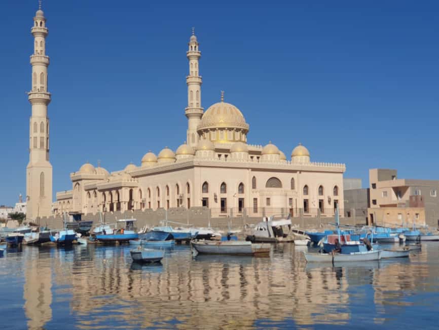 Hurghada: Private or Shared City Tour with Guide & Shopping - Fishing village + marina promenade: two flavors of Red Sea life