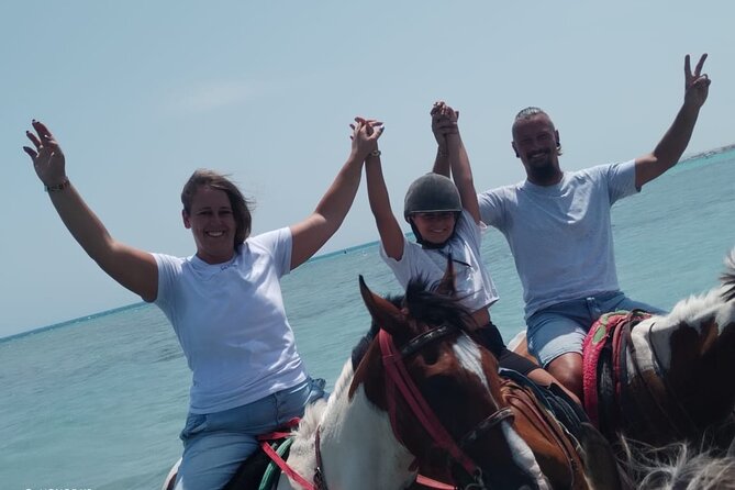 Hurghada: Red Sea & Desert Horse Riding Tour with Swimming - The Start at the Stable: Orientation, Safety Gear, and Meeting Your Horse