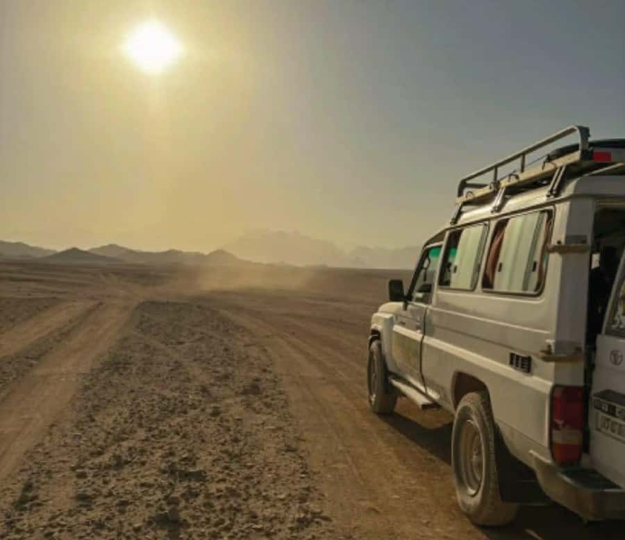 Hurghada: Safari Jeep & Camel Ride with BBQ Dinner & Show - Key things I’d prioritize