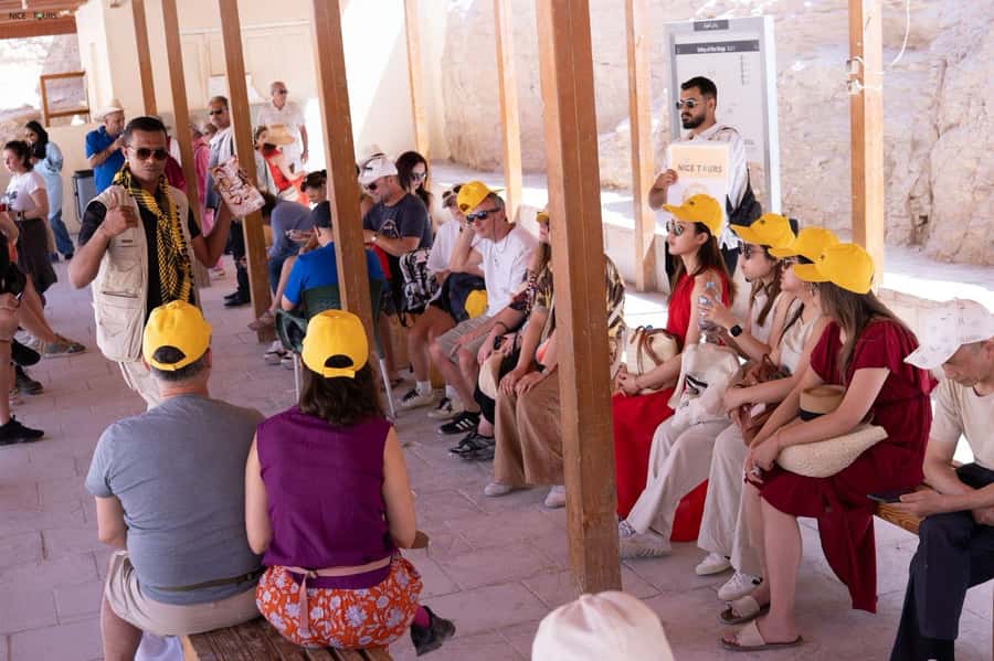 Hurghada: Small-Group Luxor Highlights & Tut Tomb Day Tour - Price and value: what $105 buys in a long Luxor day