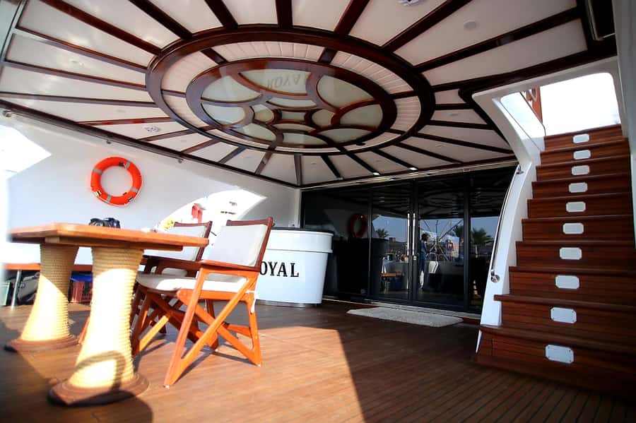 Hurghada: Snorkeling 6 x 1 to Orange Bay w Diving & Massage - Your beginner scuba session: safe, supervised, and realistic