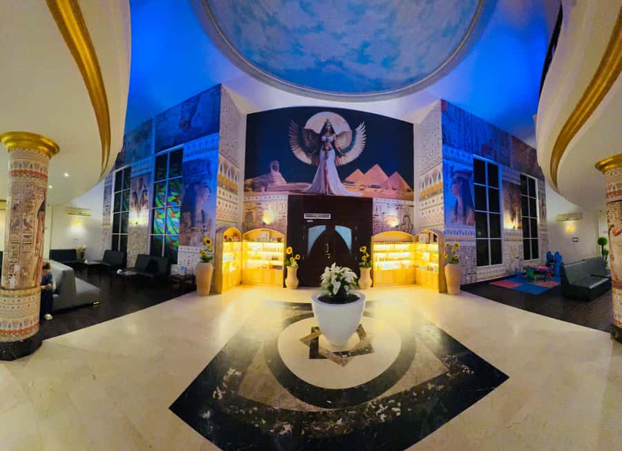 Hurghada: Sultan Cleopatra- Turkish Bath&Spa With Transfer - Your massage in a private room, and how to get the pressure right