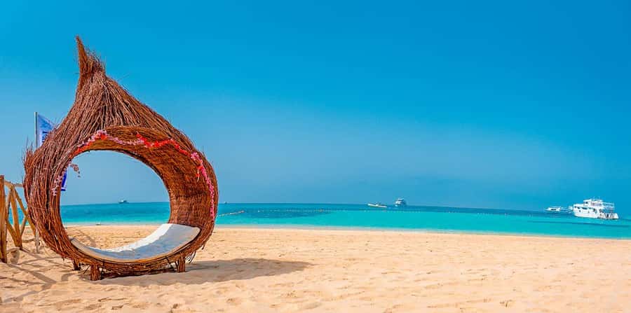 Hurghada Sunset Paradise Island Tour With Snorkeling & Lunch - Crowds, timing, and the one reef reality check
