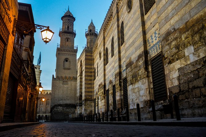 Islamic Cairo Walking Tour: Khan el Khalili, Al-Azhar Mosque - Guide quality and group size, from Zizou to Tito