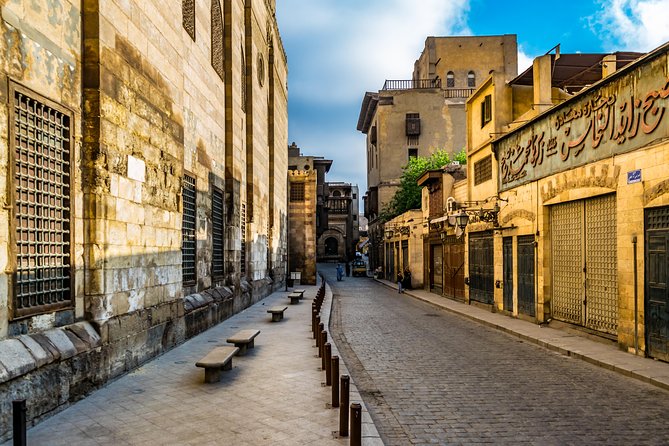Islamic Cairo Walking Tour: Khan el Khalili, Al-Azhar Mosque - Who should book this tour, and who might pass