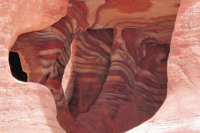 Jeep Safari Salama Colored Canyon from Sharm El-Sheikh - Shopping time in Dahab city: simple, useful, and not rushed