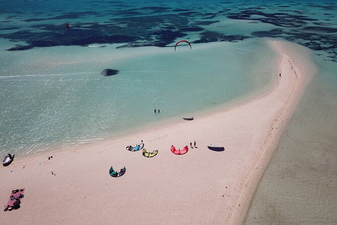 Kite Cruise Egypt - Your yacht week: cabins, WiFi, and what you get on board