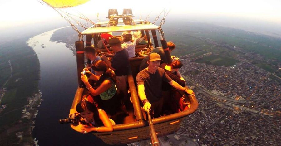 Luxor: Amazing Sunrise Hot Air Balloon Ride - Pre-Dawn Pickup, Bus Transfers, and the Reality of Getting There Early