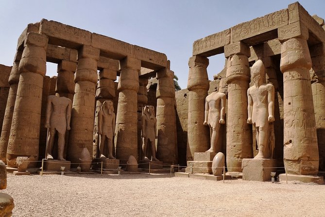 Luxor Day Tour from Hurghada - Colossi of Memnon: Two Giants You Can Actually Feel