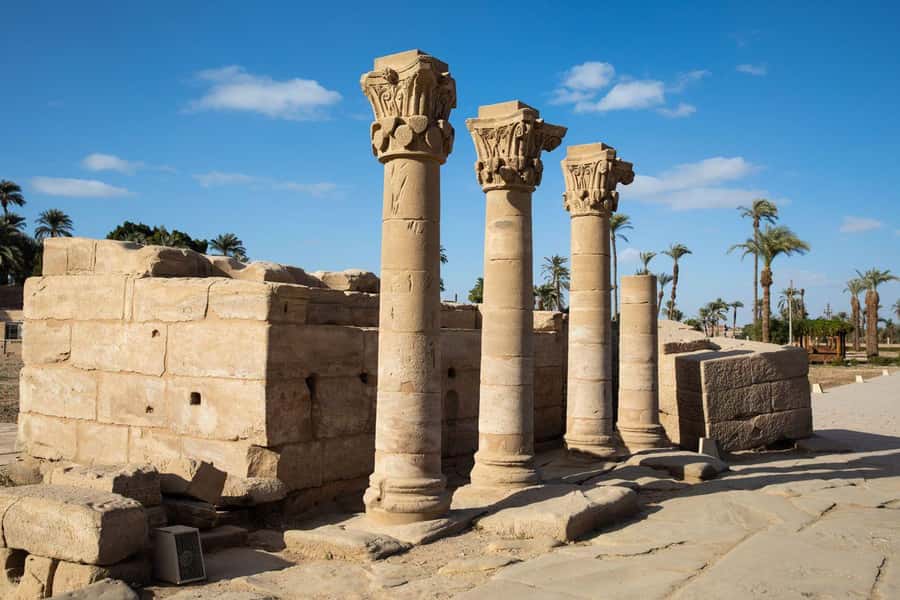 Luxor Day Tour Visit Dendara And Abydos Temples - The One Thing to Watch: Shops Suggested Along the Way
