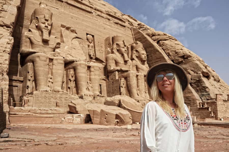 Luxor: Edfu, Kom Ombo, Abu Simbel Private Tour & Entry Fees - Snacks, Lunch, and How to Manage Hunger Without Losing the Day