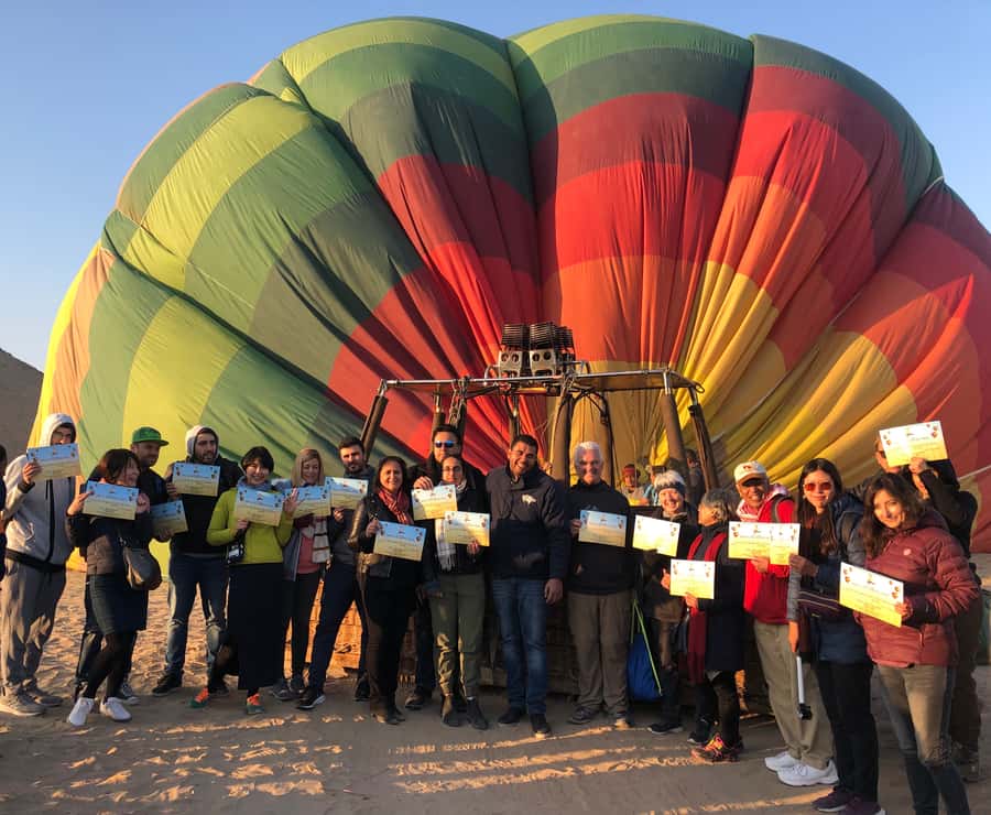 Luxor: Hot Air Balloon Ride Over Temple of Hatshepsut - Photo tips: how to get sharp shots in a bouncy basket