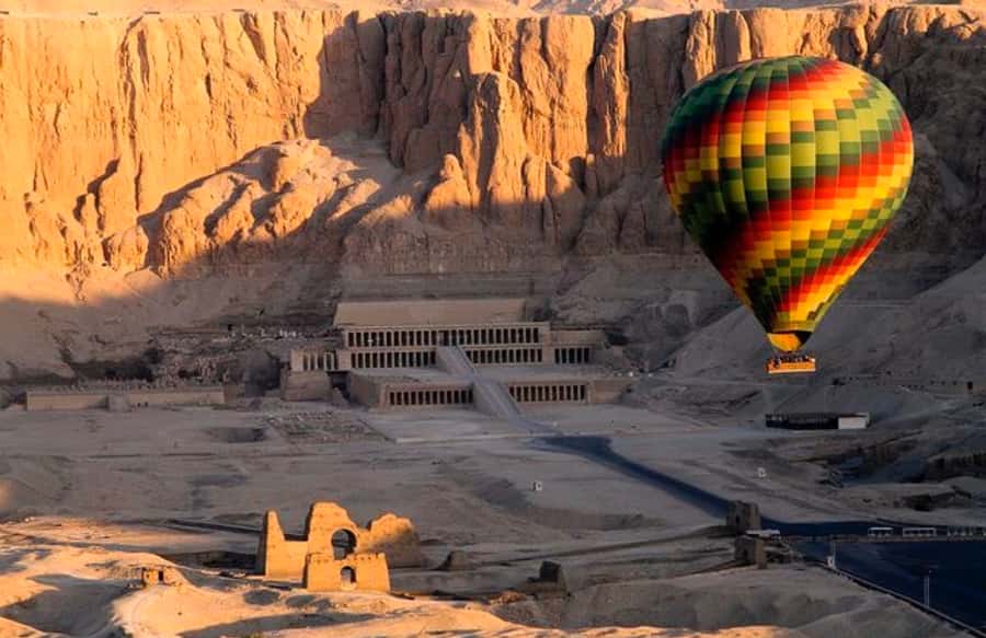 Luxor: Hot Air Balloon Ride with Full-Day Sights Tour - Valley of the Kings: Tomb Views Are Extra, But the Setting Is the Point