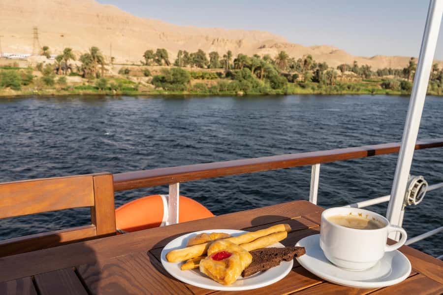 Luxor: One-night Nile Cruise to Aswan with Transfer - Quick hits