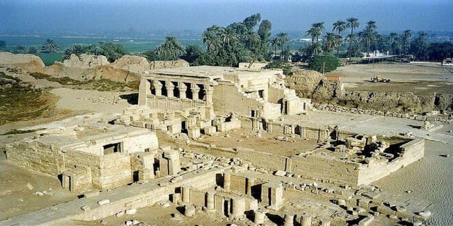 Luxor: Shared Half-Day tour of Dendera Temple with guide - Group tour comfort: pickup details and what East Bank means for you