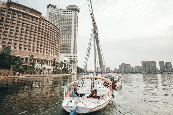 Luxury Cairo Nile Dinner Cruise and Show - Nile Maxim Cruise - The Set Dinner Menu: Egyptian Favorites and Service Style