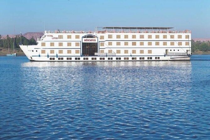 Luxury Cairo Nile Dinner Cruise and Show - Nile Maxim Cruise - Two Hours on the Water: Downtown Cairo Views That Feel Different