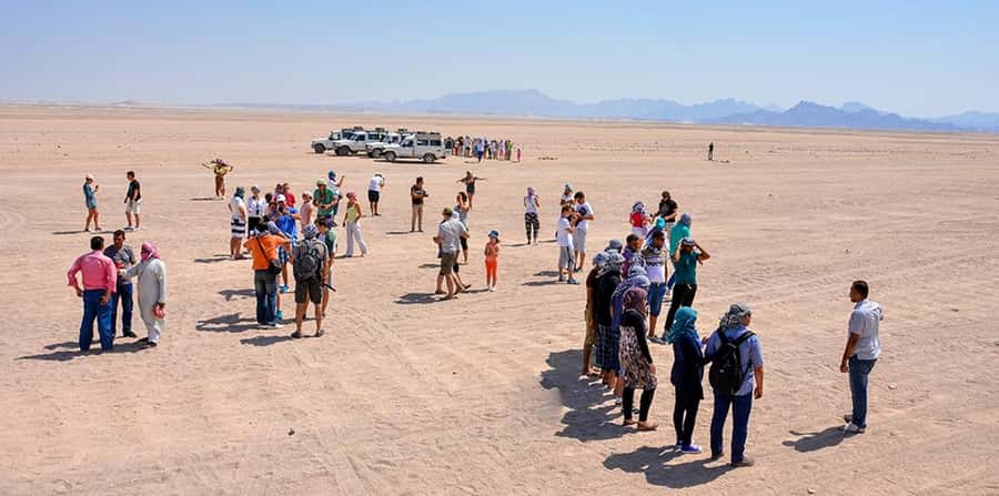 Makadi Bay: Mega Tour Jeep, ATV, Buggy, Camel, Dinner & Show - Stargazing with a digital telescope: how to make it worth the cost