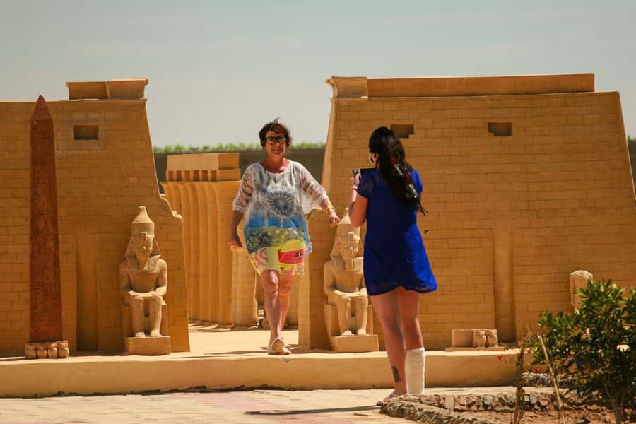 Mini Egypt Private Tour with Transfers & Pedal Boat Ride - Practical Tips That Make the Tour Go Smooth