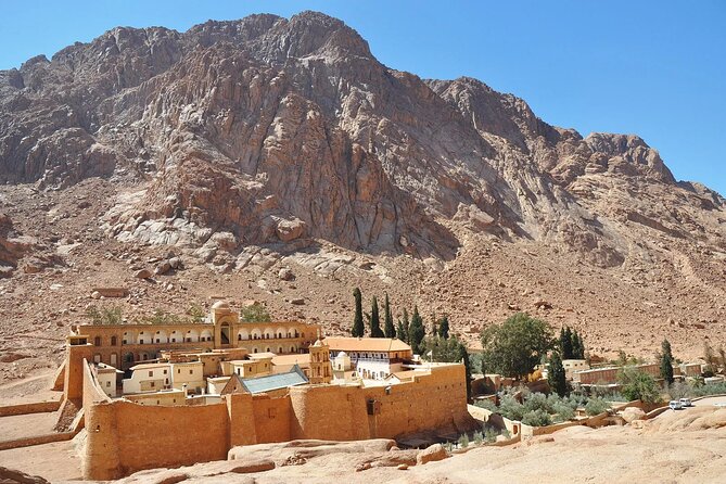 Mount Sinai Climb And St Catherine Monastery From Sharm El Sheikh - Group size, pace, and what to expect when it’s popular