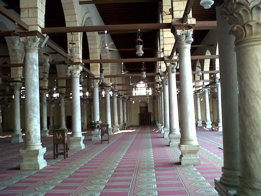 Old Cairo and Khan El Khalili Bazaar: Private Half-Day Tour - Private Egyptologist Guide and Cairo Traffic Logistics