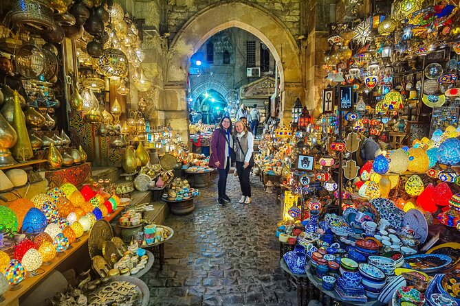 Old Cairo and Khan Elkhalili Bazaar, Moez Street and Azhar Tour - Coffee, mint tea, and sugar cane juice, the small stops that keep the pace human