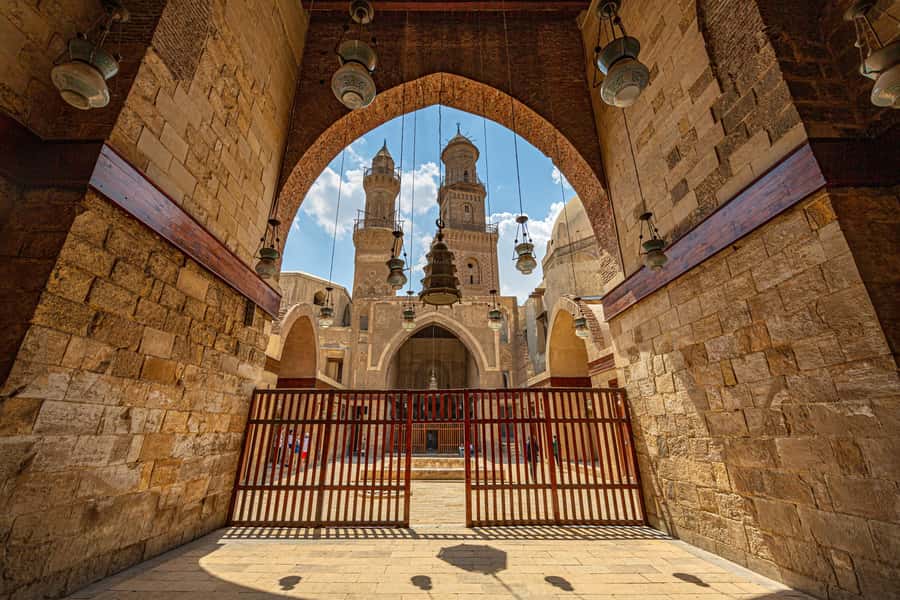 Old Cairo Guided Walk Tour: History, Culture & Street Bites - Sultan Barquq Mosque and the Qalawun Complex, religion plus education plus power