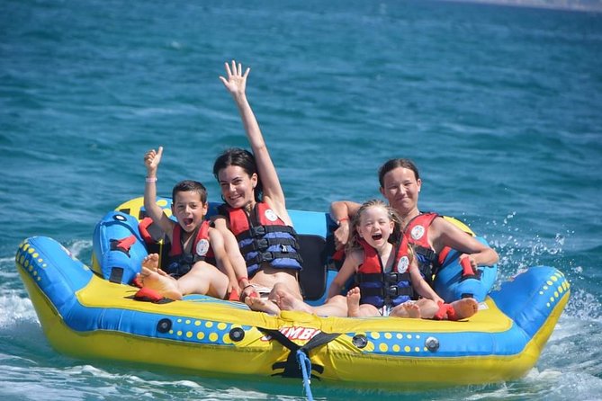 Orange Bay Island - Banana boat and inflatable sofa: quick thrills, not a long session