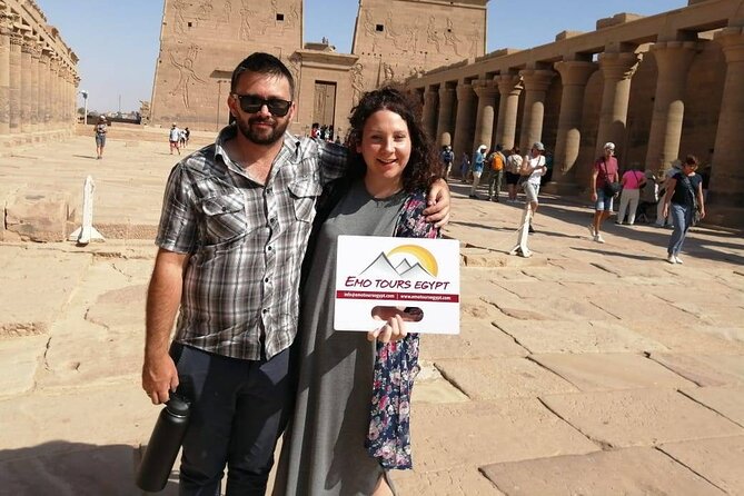 Overnight Trip To Luxor From Cairo - Day 2 starts at 7:00 am: Medinet Habu and Ramesses III