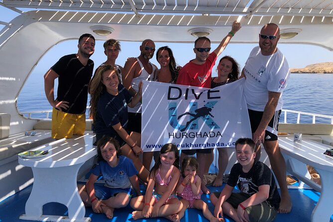 PADI Open Water Diver Course in Hurghada - Learn Scuba Diving - Your Course Skeleton: Video, Manual Reading, Then In-Water Skills